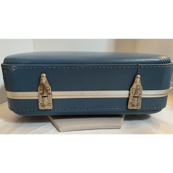 Vtg Blue Luggage Suitcase Mid-Century Hard Shell No Keys - Picture 5 of 16